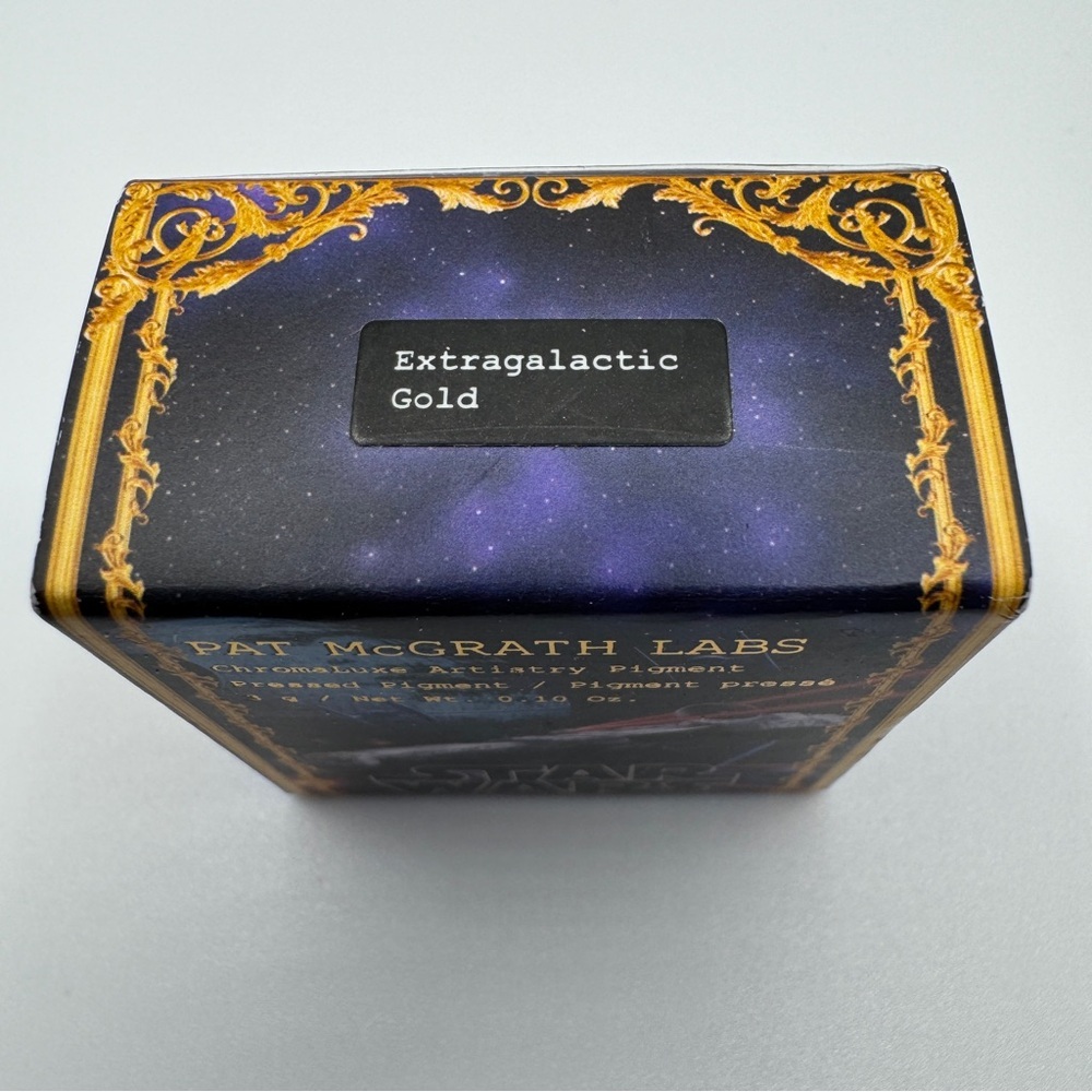 Pat McGrath Labs Pigment Extragalactic Gold Star Wars Limited Edition Eyeshadow - Picture 4 of 10